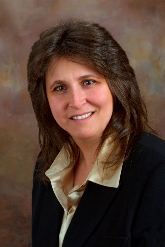 Headshot of Theresa Yarosh